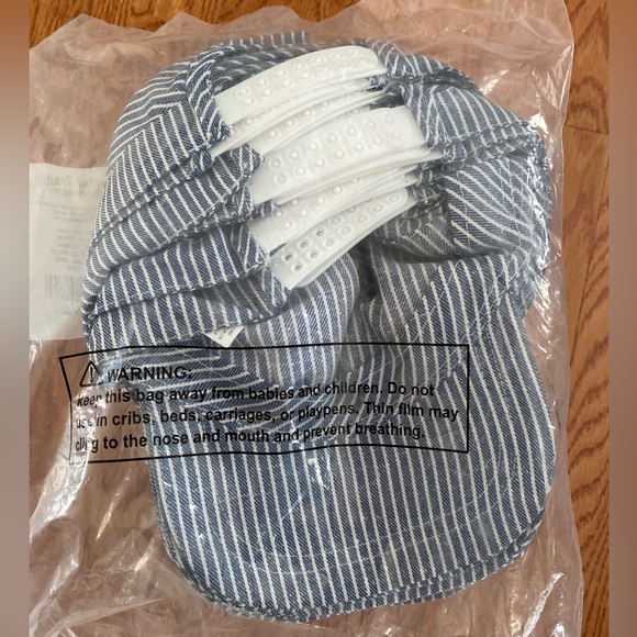 Kids train engineer conductor hats - Picture 2 of 2